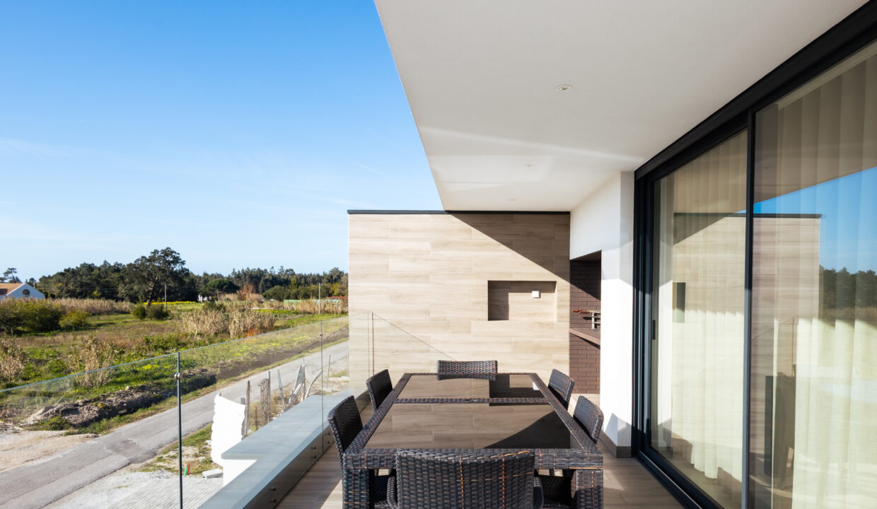 Apartamento T3 Duplex Mira-28