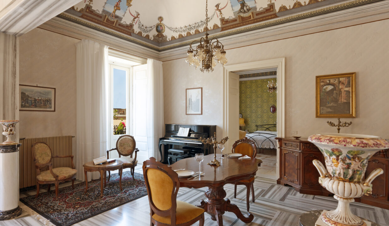n14 sala pranzo